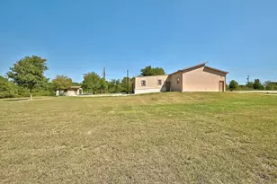 7300 Gilbert Rd, Manor, TX 78653 - Photo 37