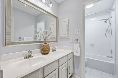 10033 Scull Creek Drive, Austin, TX 78730 - Photo 25