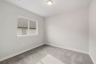 216 Gulfton St, Lakeway, TX 78738 - Photo 25