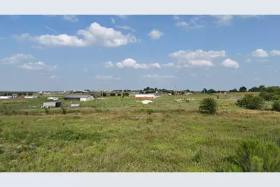 1701 County Road 417, Taylor, TX 76574 - Photo 9