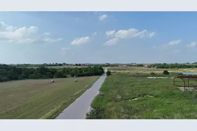 1701 County Road 417, Taylor, TX 76574 - Photo 7
