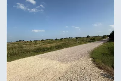 1701 County Road 417, Taylor, TX 76574 - Photo 27