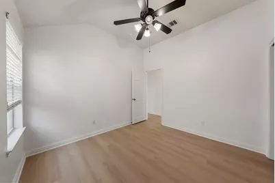 1689 Hidden Springs Path, Round Rock, TX 78665 - Photo 19