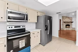 319 Matthew Cove, Bastrop, TX 78602 - Photo 17