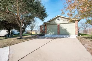 13124 Winecup Mallow Trl, Elgin, TX 78621 - Photo 3