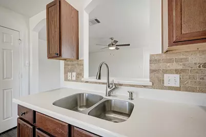 13124 Winecup Mallow Trail, Elgin, TX 78621 - Photo 13