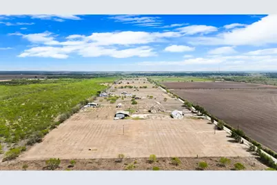 1310 River Park Road, Luling, TX 78648 - Photo 5