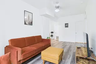 911 W 22nd St, Austin, TX 78705 - Photo 7