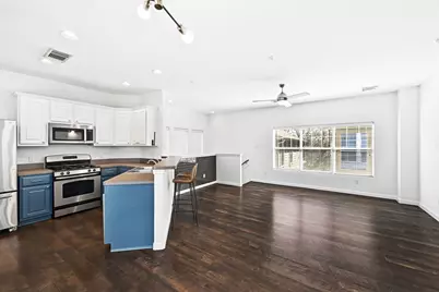 2821 Saville Loop #21C, Austin, TX 78741 - Photo 3