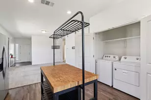 19420 Cloudy Bay Dr, Pflugerville, TX 78660 - Photo 17