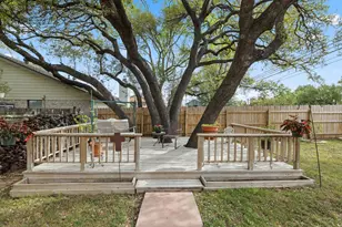 110 Riverwood Dr, Georgetown, TX 78628 - Photo 35