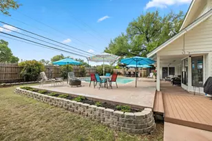 110 Riverwood Dr, Georgetown, TX 78628 - Photo 1