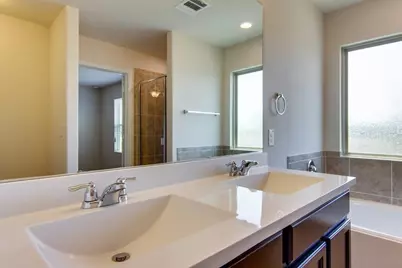 10604 Dimitrios Drive, Austin, TX 78747 - Photo 9