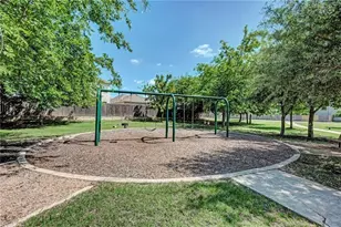 10604 Dimitrios Dr, Austin, TX 78747 - Photo 27