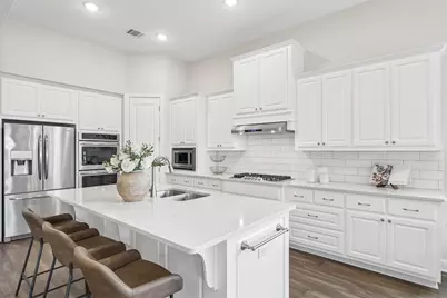 108 Regents Lane, Liberty Hill, TX 78642 - Photo 9