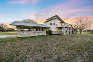 122 Forest Lake Dr, Del Valle, TX 78617 - Photo 9