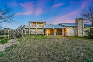 122 Forest Lake Dr, Del Valle, TX 78617 - Photo 5