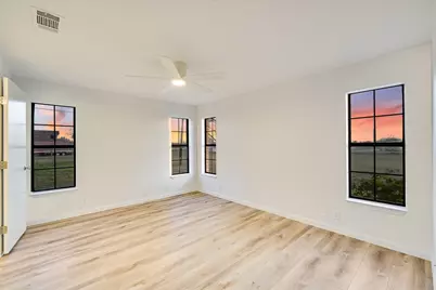 122 Forest Lake Drive, Del Valle, TX 78617 - Photo 27
