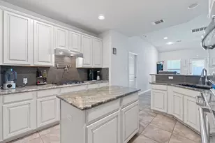 2100 Tranquility Ln, Pflugerville, TX 78660 - Photo 11