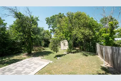 106 W Hoopes Avenue, Pflugerville, TX 78660 - Photo 15