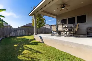 321 Lightcliff St, Hutto, TX 78634 - Photo 29