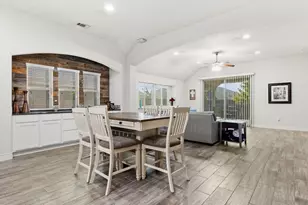 321 Lightcliff St, Hutto, TX 78634 - Photo 13