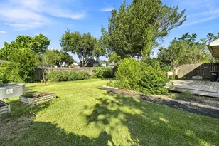 196 Prairie Springs Loop, Georgetown, TX 78626 - Photo 25