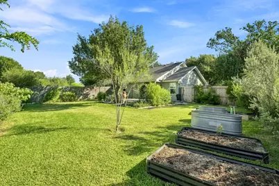 196 Prairie Springs Loop, Georgetown, TX 78626 - Photo 27