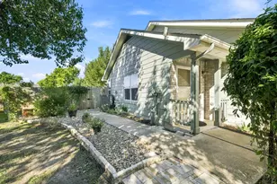 196 Prairie Springs Loop, Georgetown, TX 78626 - Photo 9
