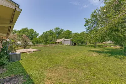 1516 McLain Street, Taylor, TX 76574 - Photo 25
