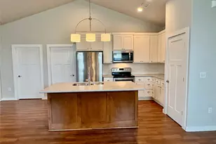 241 Rose Dr, Dripping Springs, TX 78620 - Photo 3