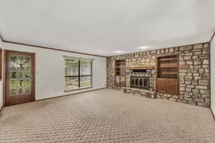 1303 Creekview Dr, Round Rock, TX 78681 - Photo 5