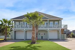 1315 Tiki Dr, Galveston, TX 77554 - Photo 3