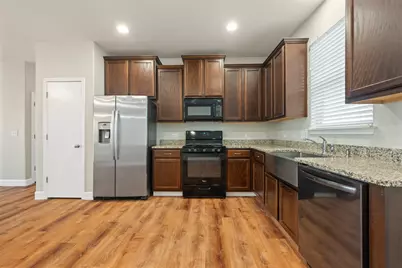 374 Triumph Road, Buda, TX 78610 - Photo 7