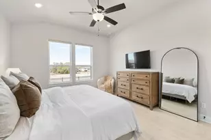 1055 Sage Thrasher Cir, Dripping Springs, TX 78620 - Photo 15