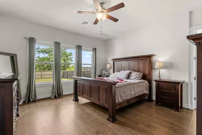 200 Great Lawn Bend, Liberty Hill, TX 78642 - Photo 13