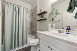 241 La Dera Dr, Liberty Hill, TX 78642 - Photo 13