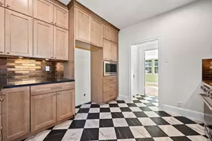 9703 Saugus Ln, Austin, TX 78733 - Photo 11