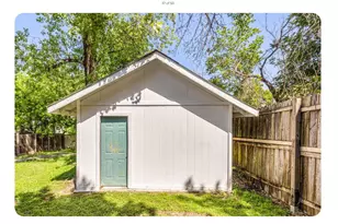 1129 Poquito St, Austin, TX 78702 - Photo 33