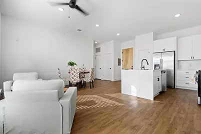 1811 Webberville Road #1305, Austin, TX 78721 - Photo 11