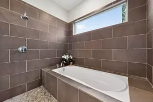 807-2 W Gibson St, Austin, TX 78704 - Photo 29