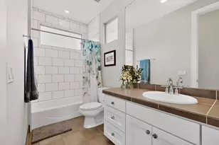 807-2 W Gibson St, Austin, TX 78704 - Photo 23