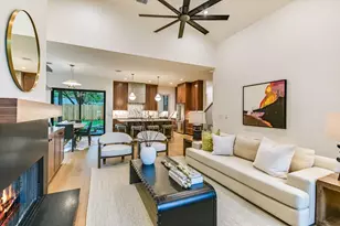 8512 Rockwood Ln, Austin, TX 78757 - Photo 5