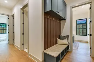 8512 Rockwood Ln, Austin, TX 78757 - Photo 31
