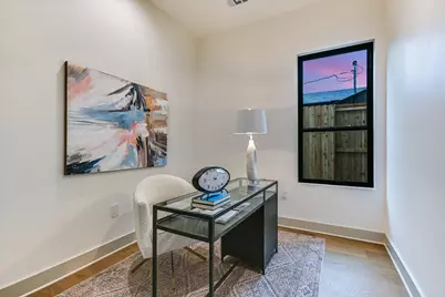 8512 Rockwood Lane, Austin, TX 78757 - Photo 17