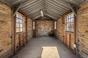 1900 Ohlen Rd, Austin, TX 78757 - Photo 29