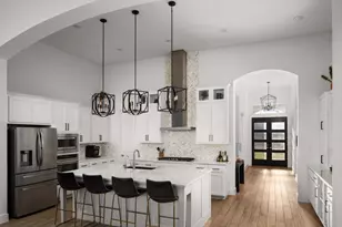 629 Rocky Spot Dr, Austin, TX 78737 - Photo 5