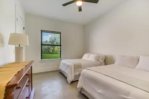 400 Creekside Dr, Buda, TX 78610 - Photo 35