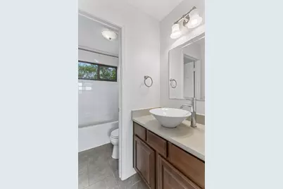 8302 Bradford Edward Cove #B, Austin, TX 78759 - Photo 23
