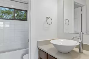 8302 Bradford Edward Cove, Austin, TX 78759 - Photo 23